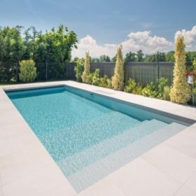 zděný zahradní bazén